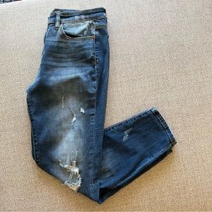 Judy Blue LA Distressed Jeans